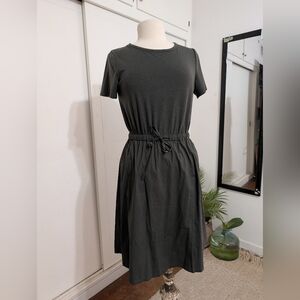 Everyday Short-Sleeve Midi Dress with Drawstring Waist — Black